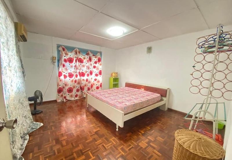 TAMAN PENGKALAN HARAPAN