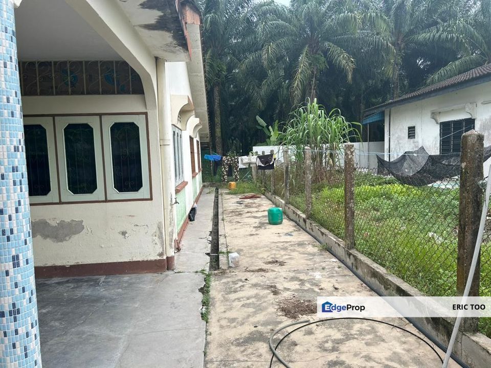 Single Storey Bungalow House For Sales-Simpang Dua,Sitiawan, Perak, Sitiawan