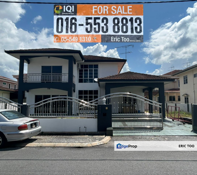 2 storey Bungalow For Sale ( Tmn Suria,Sitiawan.), Perak, Sitiawan