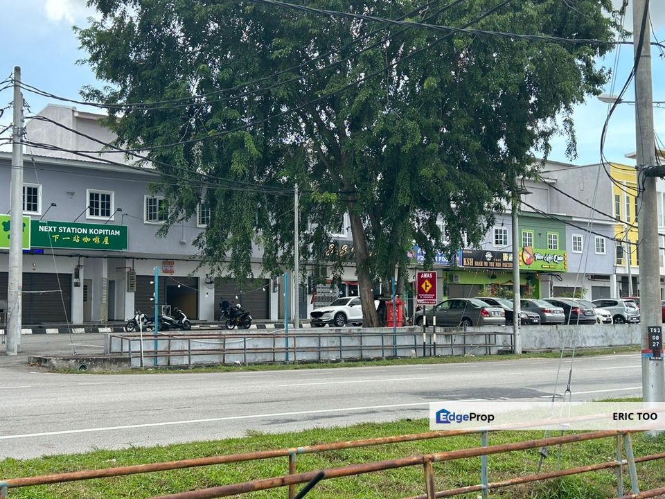 3 Storey Shop Lot for sale-Facing Main Road (Kg,Koh), Perak, Sitiawan