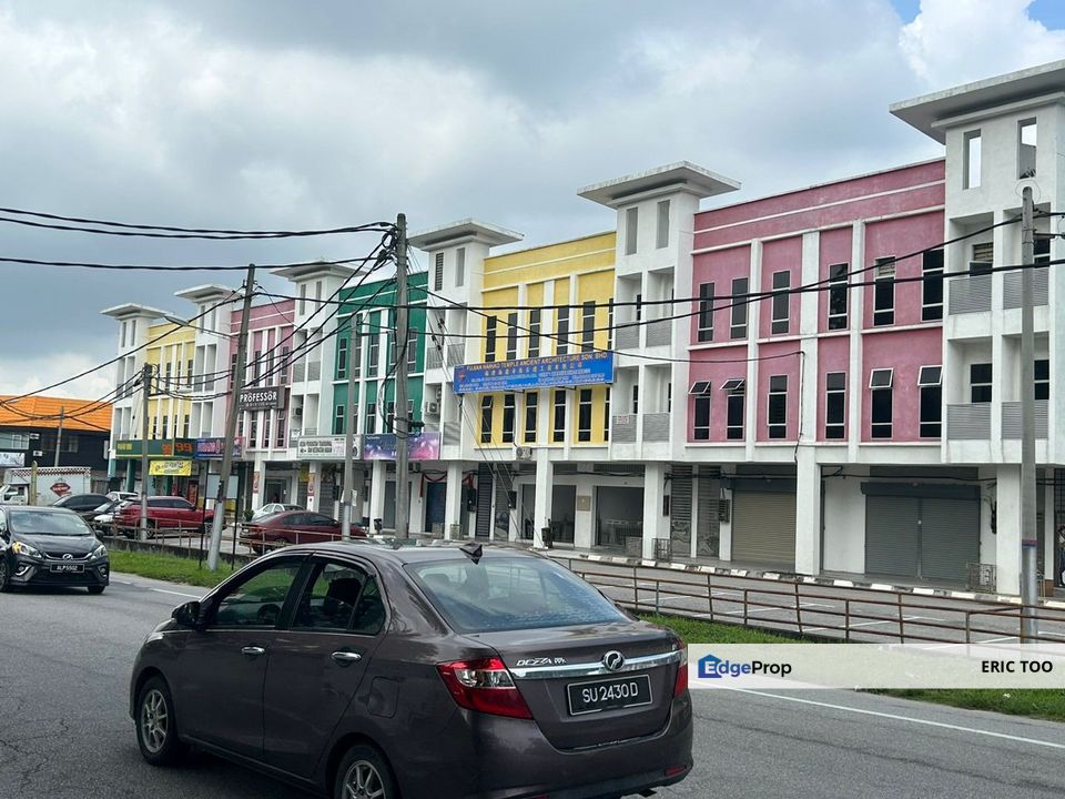 3 Storey Shop Lot for sale-Facing Main Road (Kg,Koh), Perak, Sitiawan