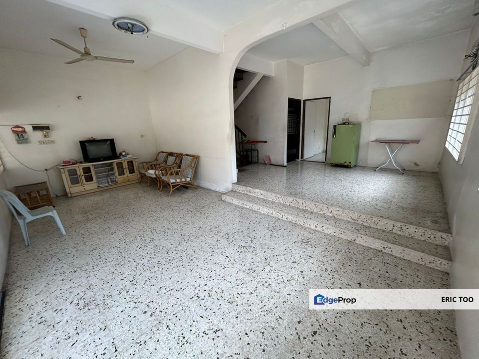 Ayer Tawar Taman Pelangi  2 Storey Semi-D for Sale, Perak, Ayer Tawar