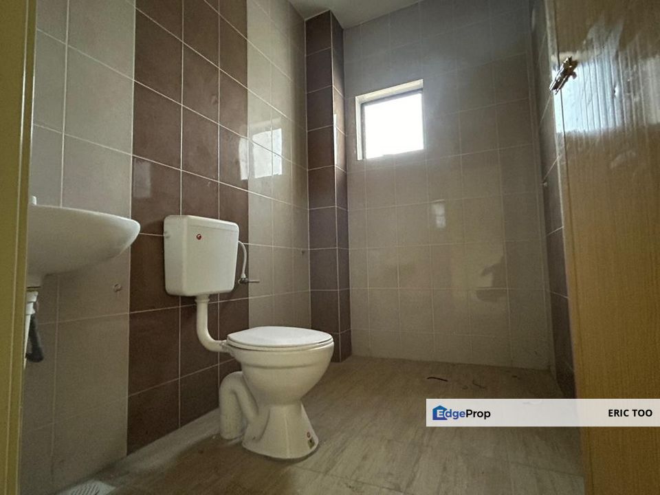 2 Storey Terrace For Sale Taman Bunga Raya,Sitiawan,, Perak, Manjung