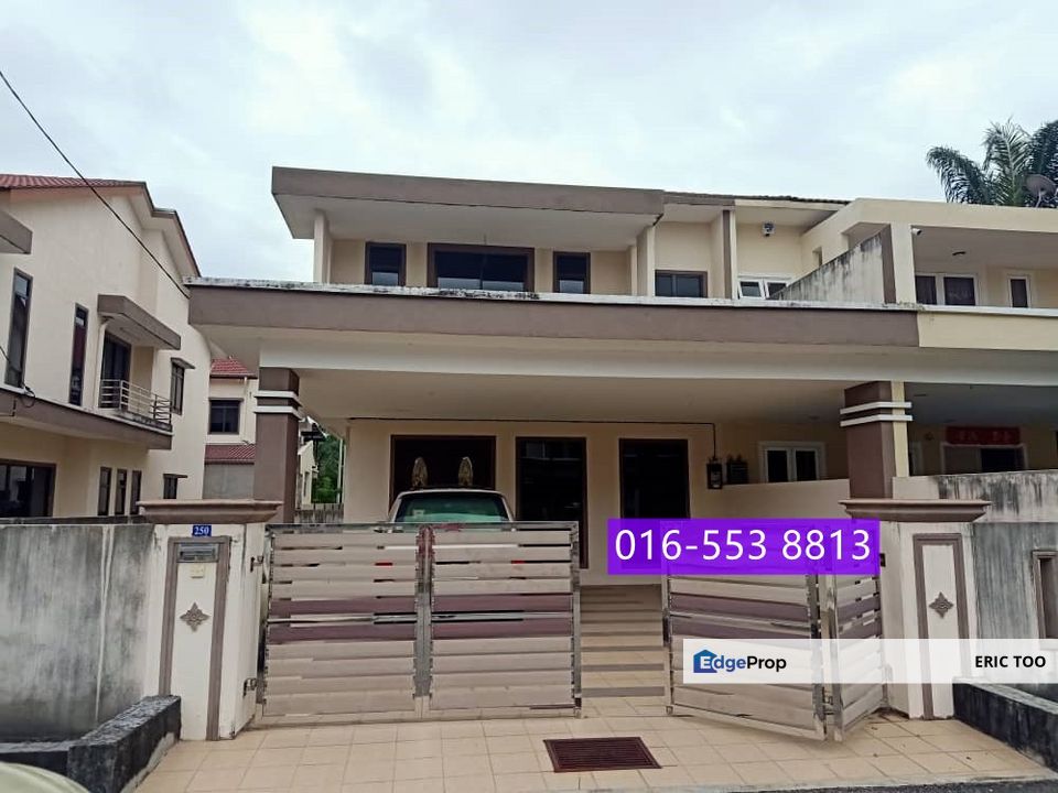 Taman pegawai 2 Storey Semi-D, Sitiawan, Perak, Sitiawan