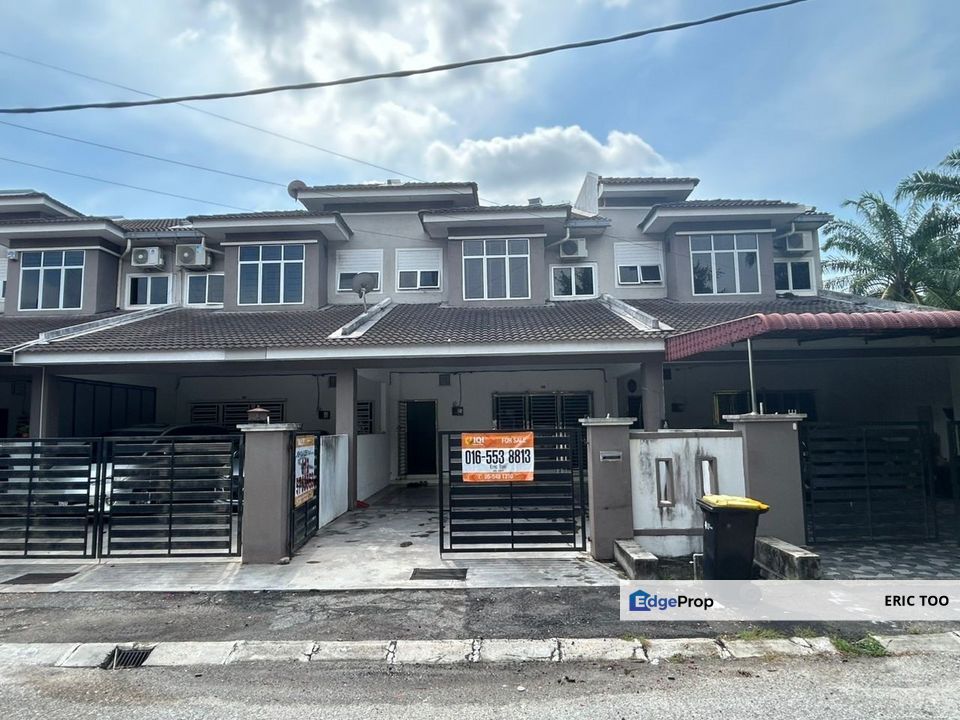 Sitiawan 2 Storey Terrace for sales  Taman Sejati 2 , Perak, Sitiawan
