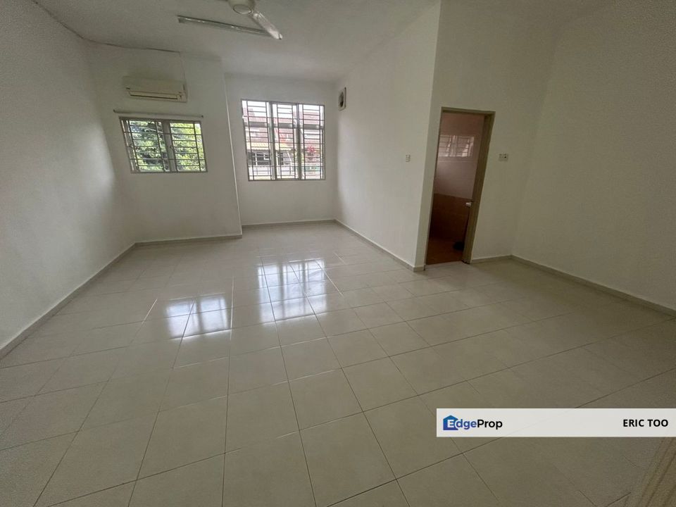 Sitiawan 2 Storey Terrace for sales  Taman Sejati 2 , Perak, Sitiawan