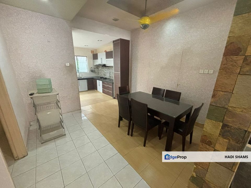 Taman Bukit Subang,U16 Shah Alam - Double Storey Terrace House, Extended FREEHOLD, Selangor, Bukit Subang