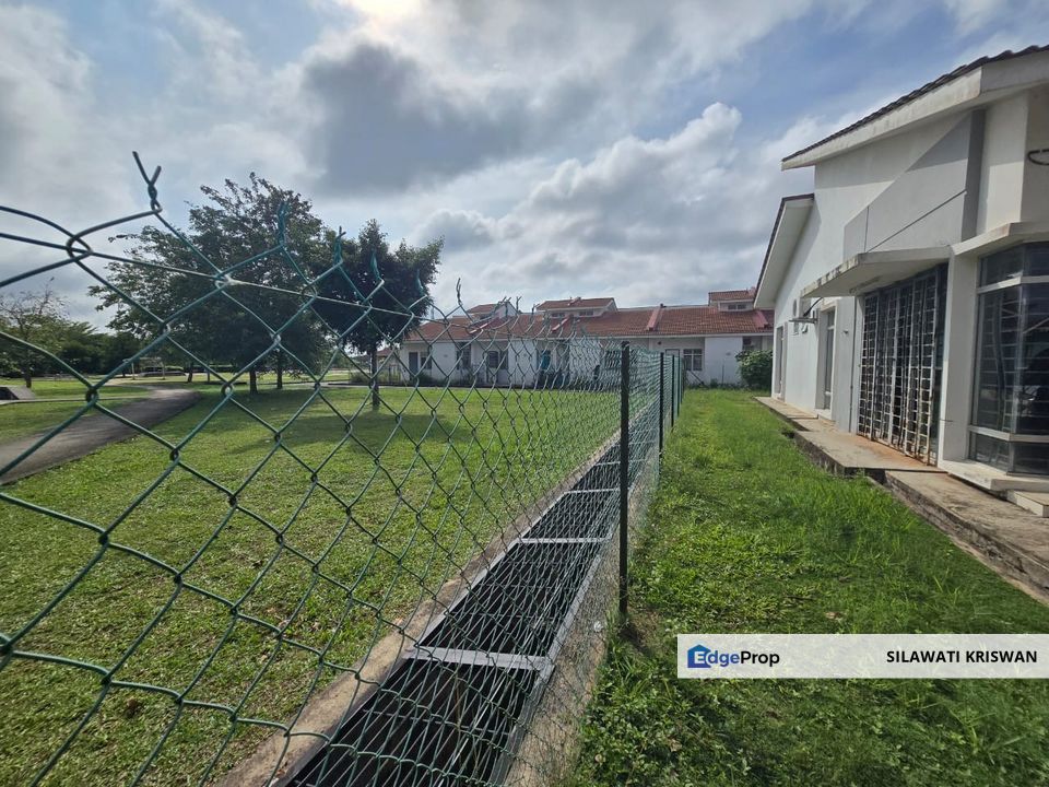 KOTASAS PERCINT 5 SEMI D SINGLE STOREY ENDLOT GUARDED AREA FACING OPEN& PRIVACY STRATEGIK AREA, Pahang, Kuantan