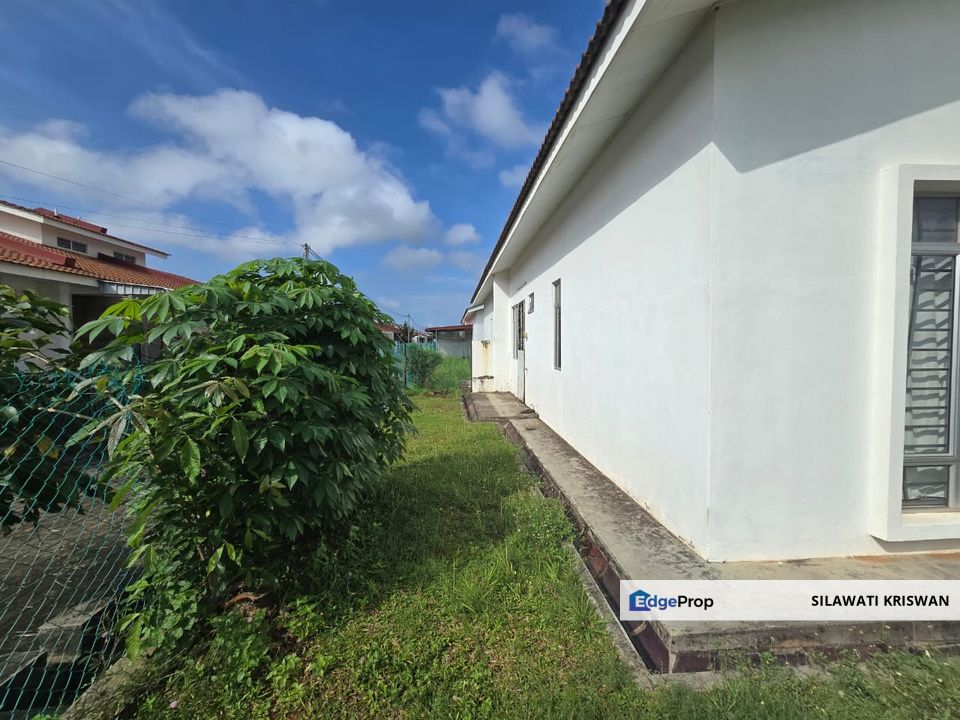 KOTASAS PERCINT 5 SEMI D SINGLE STOREY ENDLOT GUARDED AREA FACING OPEN& PRIVACY STRATEGIK AREA, Pahang, Kuantan
