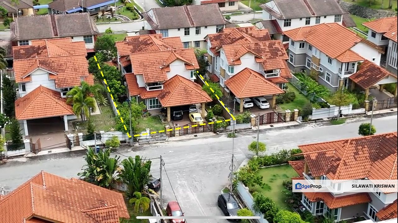 DOUBLE STOREY BUNGALOW PELINDUNG HEIGHTS KUANTAN EXCLUSIVE AREA, GATED  & GUARDED FOR SALE, Pahang, Kuantan