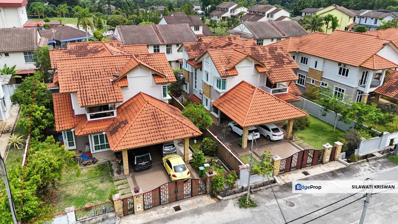 DOUBLE STOREY BUNGALOW PELINDUNG HEIGHTS KUANTAN EXCLUSIVE AREA, GATED  & GUARDED FOR SALE, Pahang, Kuantan