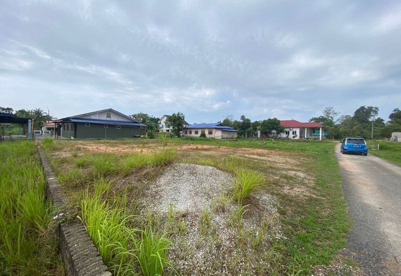 KAMPUNG CENDERING