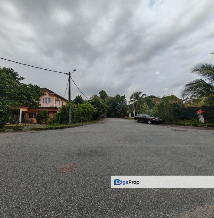 Seksyen 6, Kota Damansara Jalan Cecawi - End Lot 2 Storey Terrace, Selangor, Kota Damansara