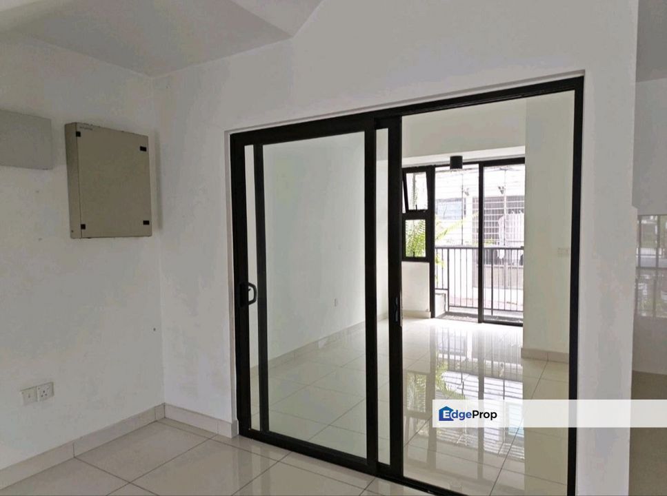 Elmina Valley - Spacious Terrace House Available Mid February, Selangor, Shah Alam