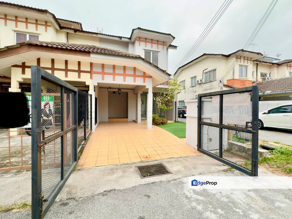 SU1 @ Bandar Saujana Utama, Sungai Buloh, Selangor - Double Storey Terrace - End Lot, Renovated, Kitchen Extended, Selangor, Sungai Buloh