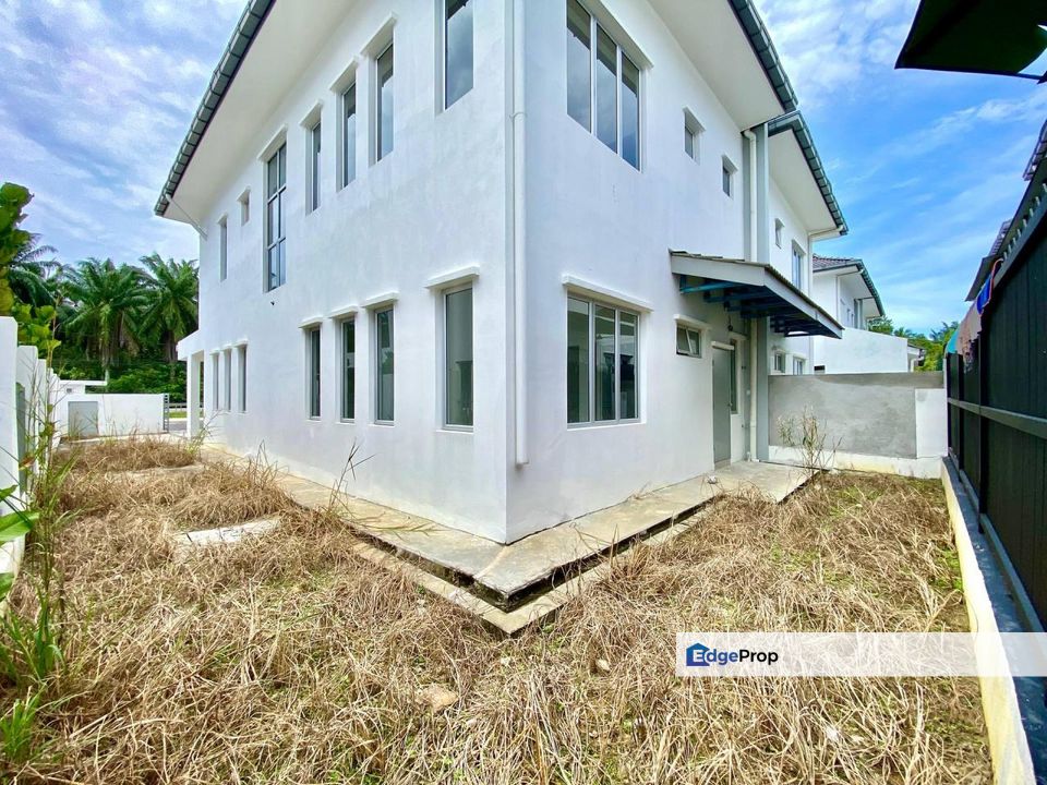 Laman Sutera Seksyen U15, Shah Alam, Selangor Facing Open Non Bumi Unit Semi-D 2-Storey , Selangor, Shah Alam