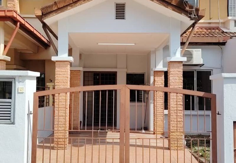 Jalan Spektrum U16 @ Taman Bukit Subang