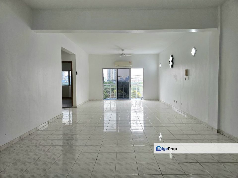 Tiara Kelana Condominium, Petaling Jaya, Selangor - Ready to move-in, Selangor, Petaling Jaya