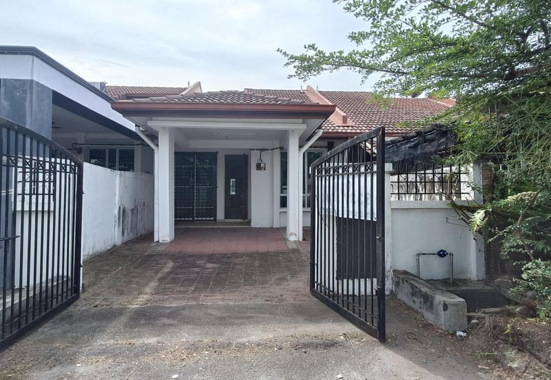 Jalan Makyong, Bandar Bukit Raja