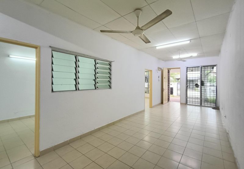 Jalan Makyong, Bandar Bukit Raja