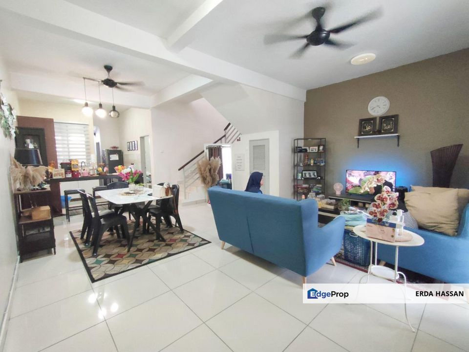 Bandar Putera 2 Klang Double Storey (Astana) Renovated For Sale, Selangor, Klang