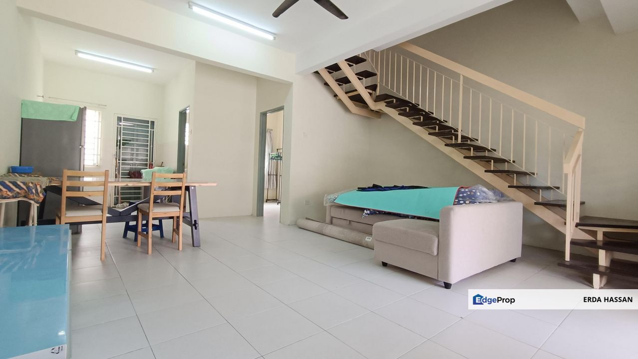 Bandar Saujana Putra (BSP) SP8 Double Storey Terrace for Sale, Selangor, Jenjarom