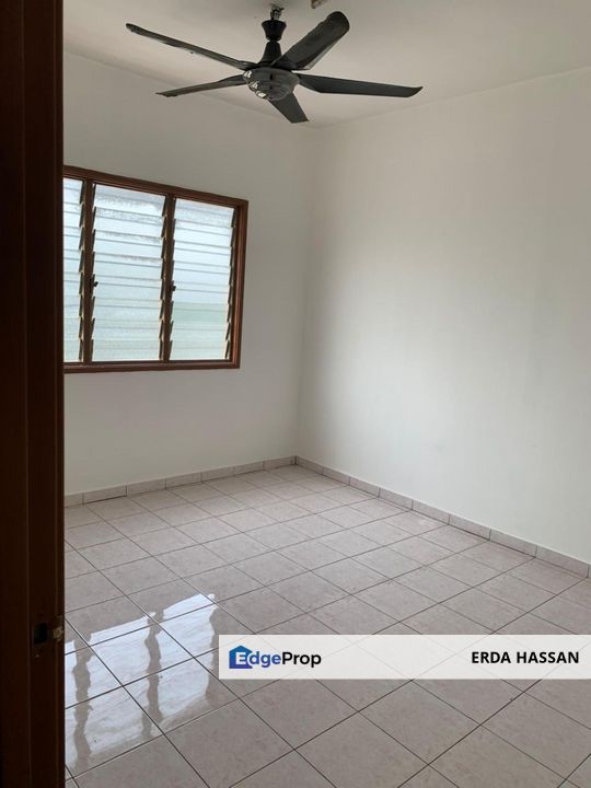 Pangsapuri Enggang, Bandar Kinrara, Puchong for Sale-well maintained, Selangor, Bandar Kinrara Puchong