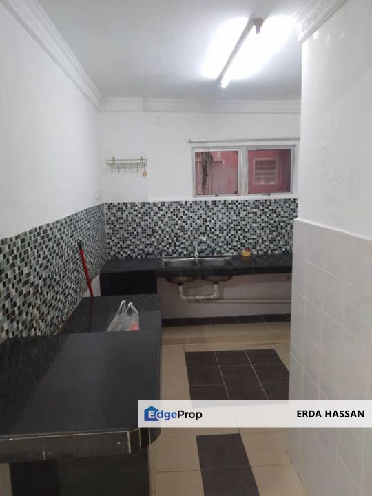 Pangsapuri PKNS Seksyen 7 Shah Alam For Sale (Medium), Selangor, Shah Alam