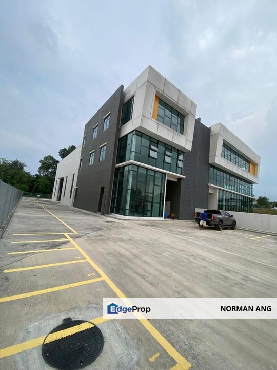 Rawang New Semi D 3 Storey Warehouse/Factory, Selangor, Rawang