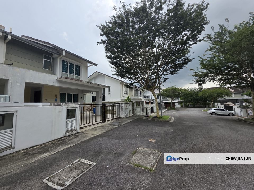 2.5 Storey Semi-Detached House with Lower Ground @ Taman Meranti Aman Puchong, Selangor, Puchong