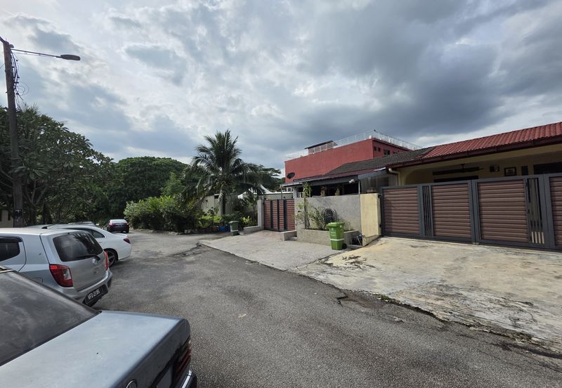 Taman Taynton (Taynton View)