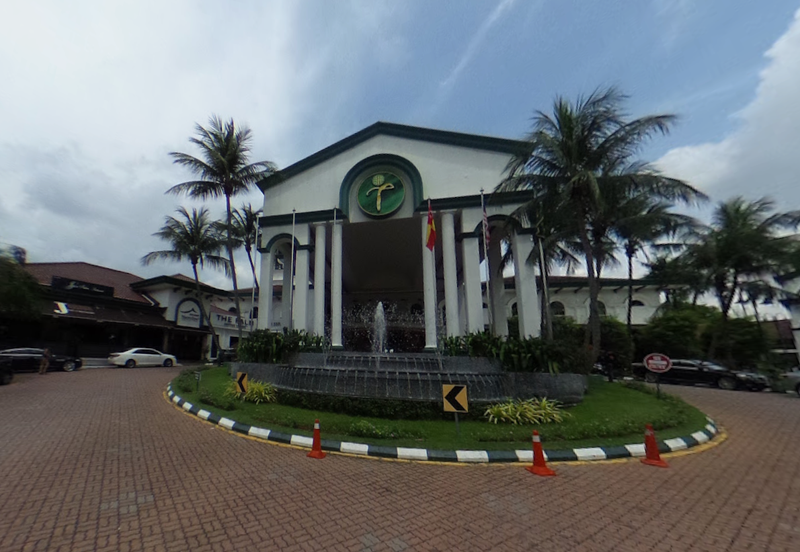 Tropicana Golf & Country Resort