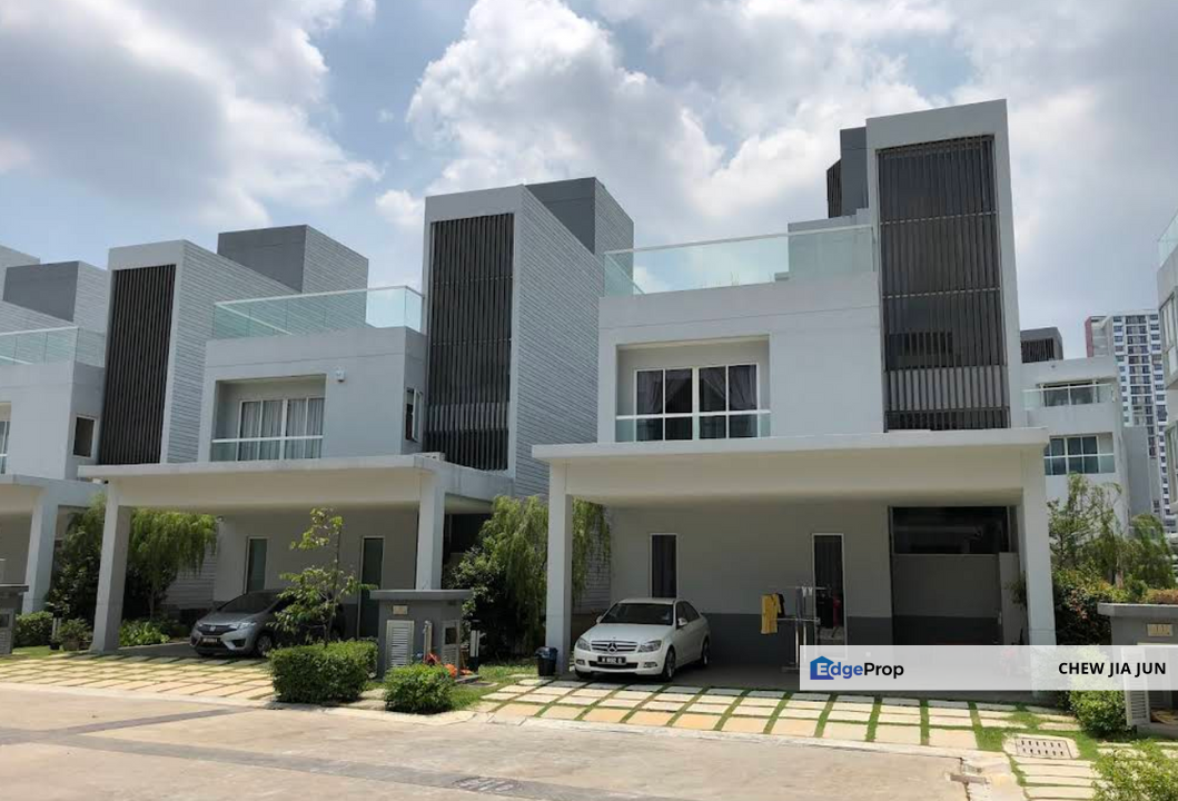 Rare 4 Storey Freehold Bungalow Cyberjaya @ Lakefront Villa Cyberjaya, Selangor, Cyberjaya