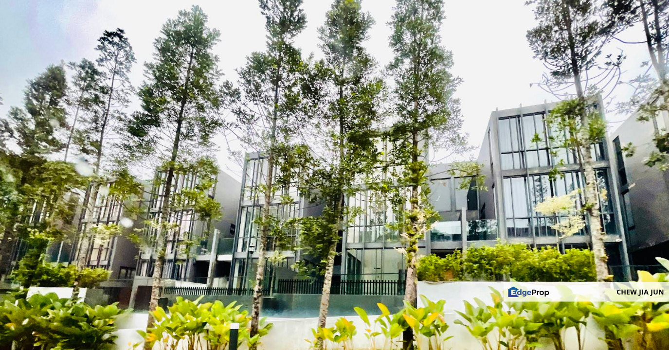 Strata 4 Storey Terrace @ Damansara Perdana Petaling Jaya, Selangor, Damansara Perdana