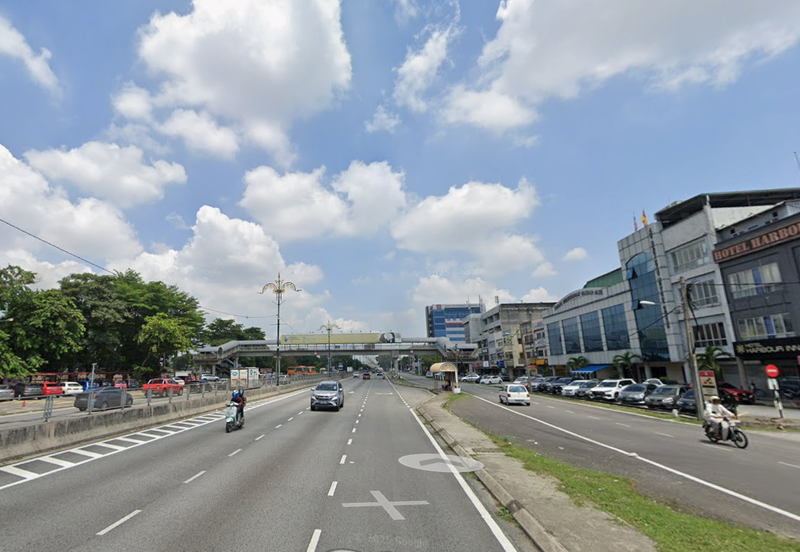 Persiaran Raja Muda Musa, Pelabuhan Klang