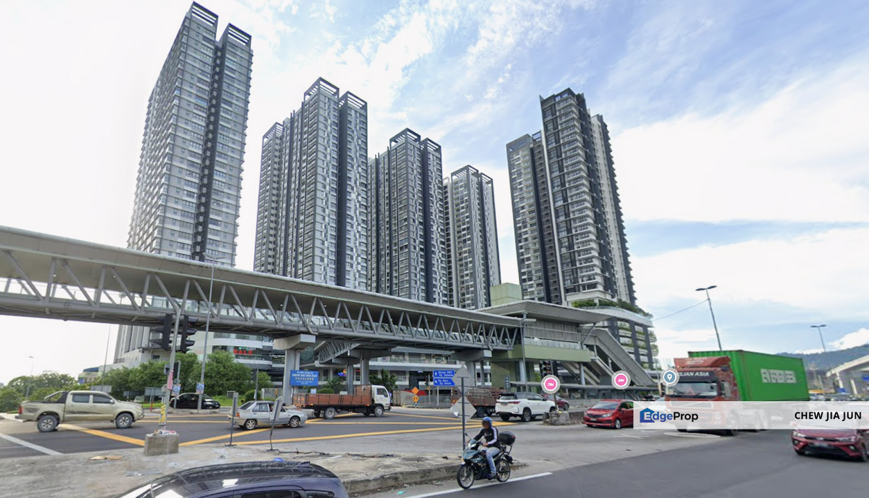 Link Bridge to MRT Station D'Sara Sentral @ Sungai Buloh Sentral Shah Alam Selangor, Selangor, Sungai Buloh