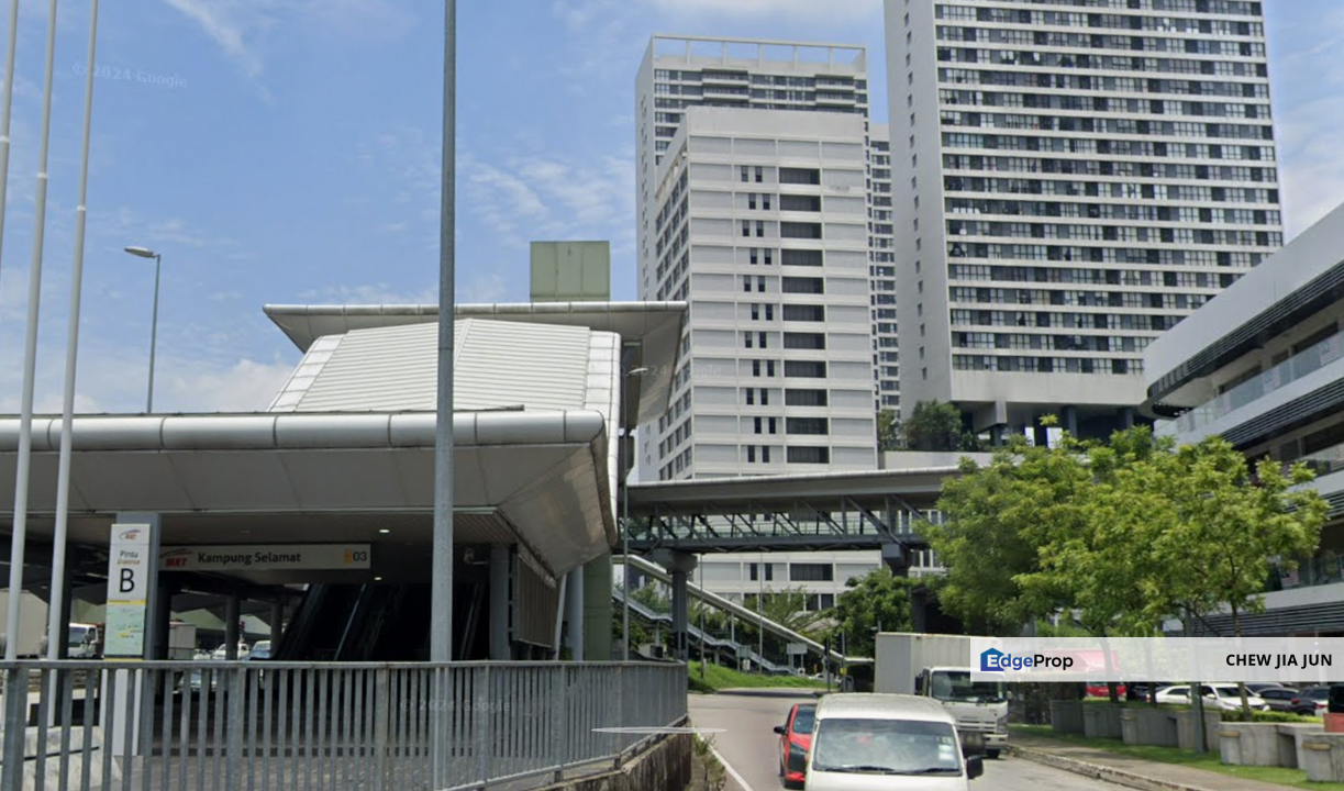 Link Bridge to MRT Station D'Sara Sentral @ Sungai Buloh Sentral Shah Alam Selangor, Selangor, Sungai Buloh