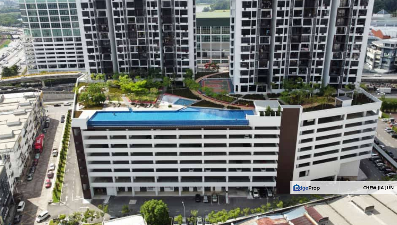 Rental up to Rm2700 Astetica Residences The Mines Resort City Seri Kembangan, Selangor, Seri Kembangan