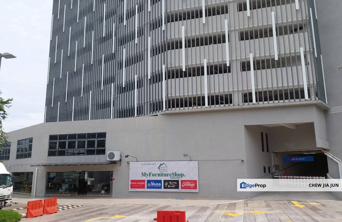  Sfera Residensi, Bandar Putra Permai, Seri Kembangan, Selangor, Puchong