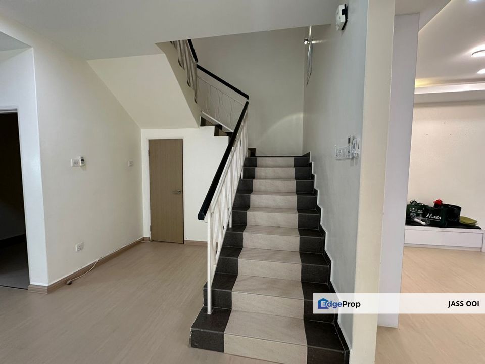 Very Rare Unit Semi-D at Butterwoth For Sell, Penang, Butterworth