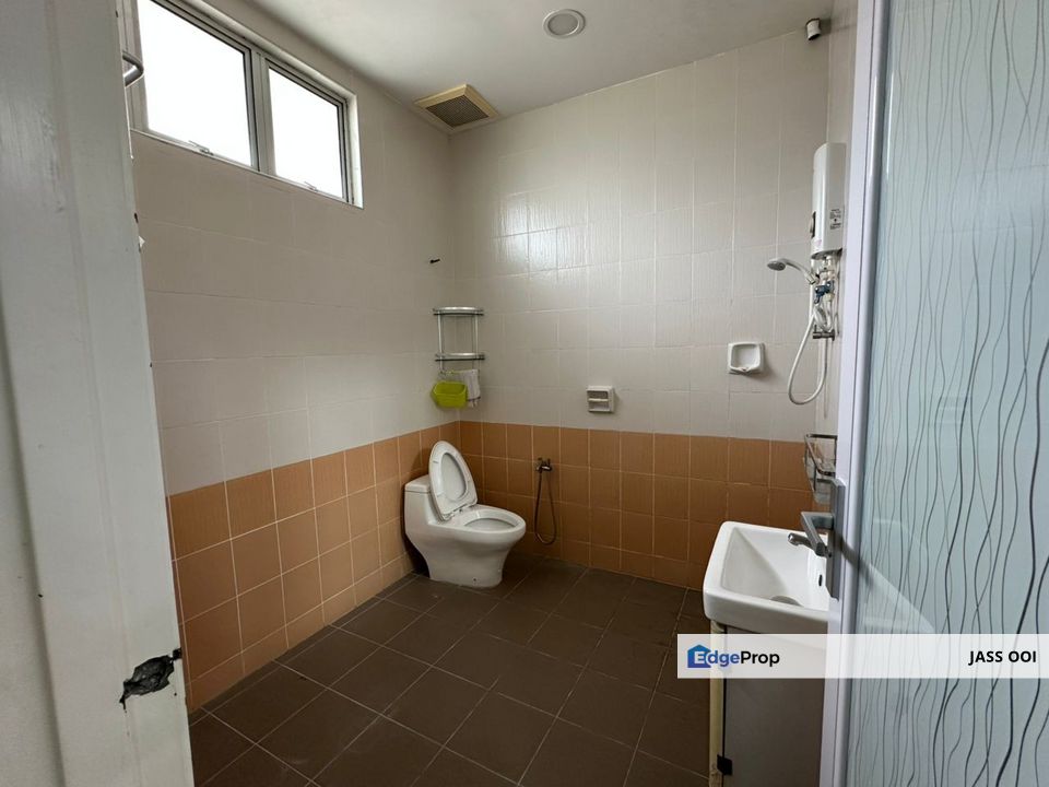 Very Rare Unit Semi-D at Butterwoth For Sell, Penang, Butterworth