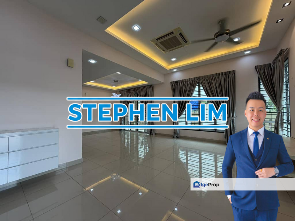 RENOVATED CLUSTER HOUSE TAMAN GAYA Mount Austin Molek Permas Tebrau, Johor, Ulu Tiram