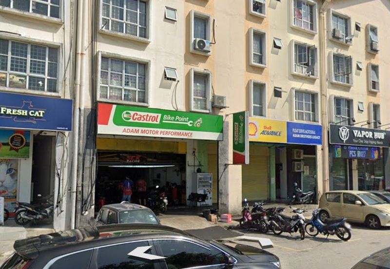 For Rent: 3-Storey Corner Shop @ Seksyen 7, Shah Alam