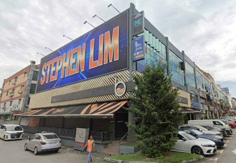 Intermediate Bandar Puteri Puchong Puchong Jaya The Cube Layang-layang