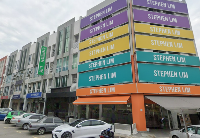 Intermediate Bandar Puteri Puchong Puchong Jaya The Cube Layang-layang