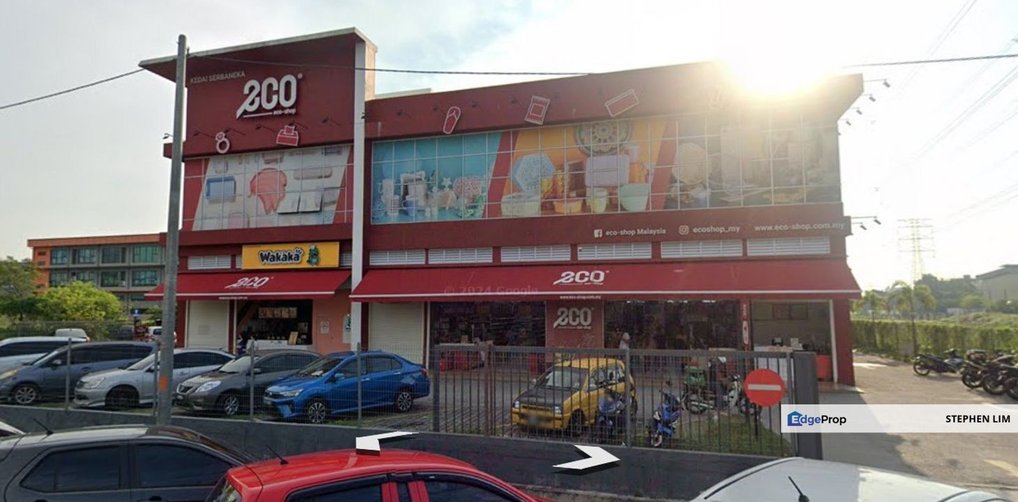 Taman Perindustrian Tasik Perdana 1.5 Storey Semi D 65' x 125' Renovated Move In Condition, Selangor, Sepang