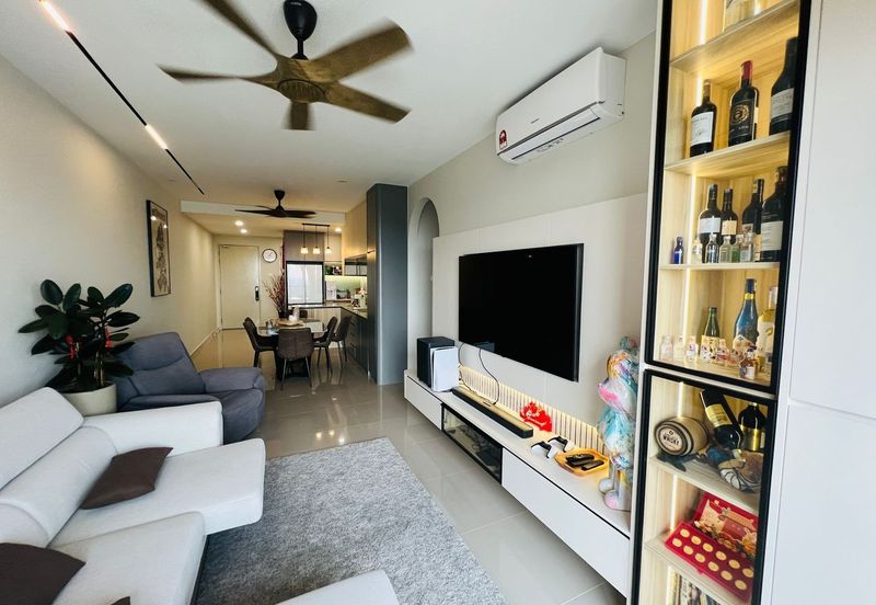 Resilion Residence (Residensi Rimbunan)