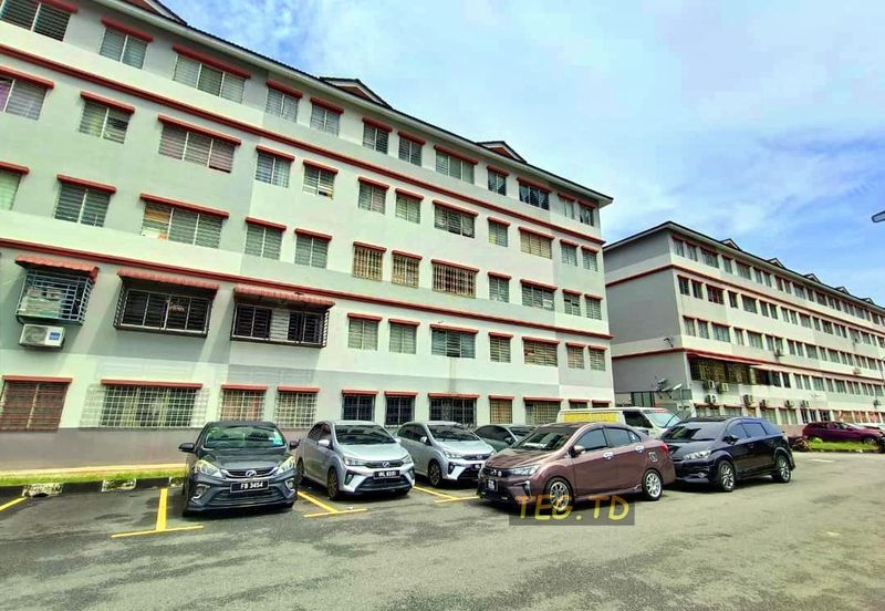 Rumah Pangsa Impian, Bandar Saujana Putra