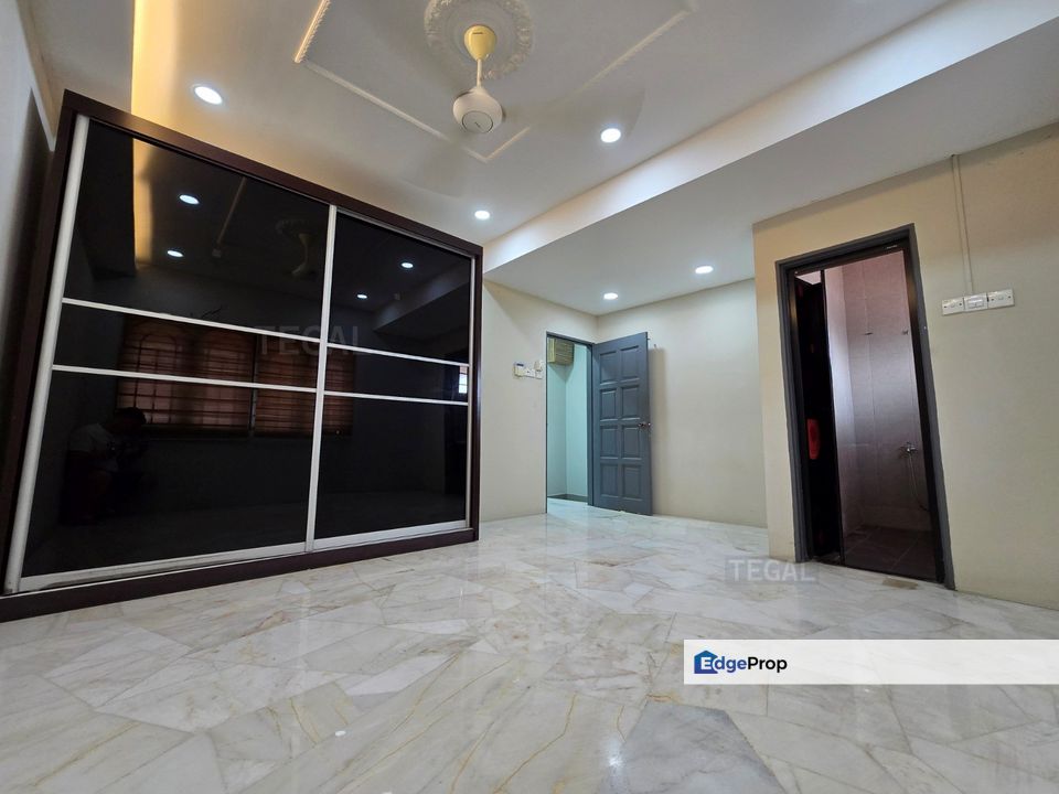 Taman Sentosa Klang Shahbudin Near Kfc Double Storey Terrace House For Sale Renovated, Selangor, Klang