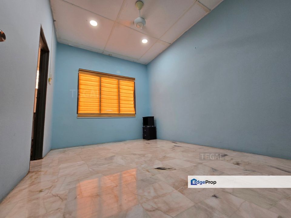 Taman Sentosa Klang Shahbudin Near Kfc Double Storey Terrace House For Sale Renovated, Selangor, Klang